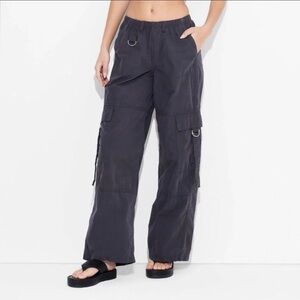 NWT WILD FABLE M Women's Mid Rise Wide Leg Relaxed Cargo Pants dark gray Sz M ✨